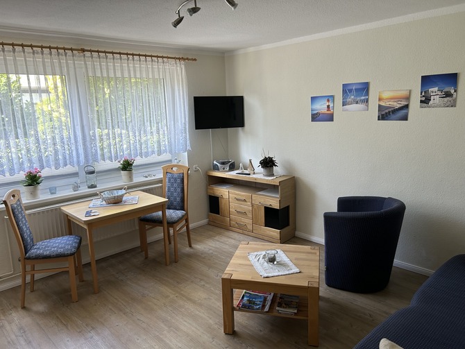 Ferienwohnung in Diedrichshagen - Krüger - Wohnzimmer- Esstisch