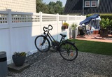 Ferienwohnung in Niendorf/Ostsee - Haus Edda FeWo Schwalbennest - Fahrradständer und abschließbarer Schuppen