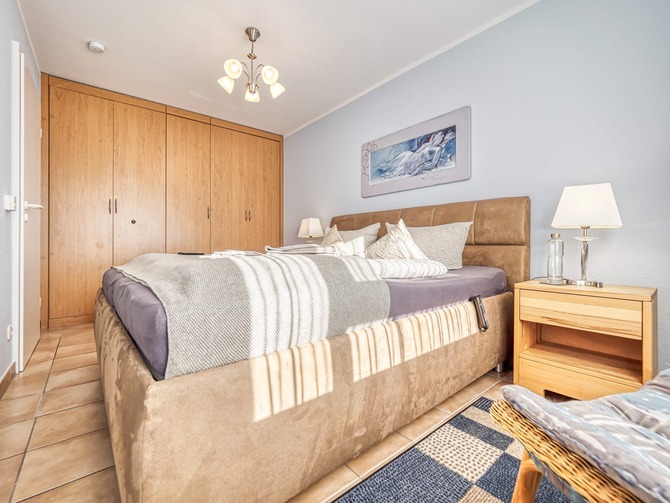 Ferienwohnung in Ostseeheilbad Zingst - Residenz am Strand, App. 1.03 - Schlafzimmer