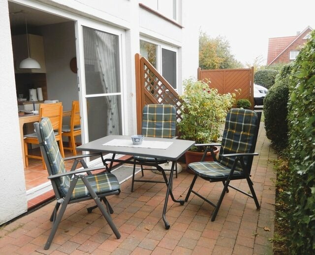 Ferienwohnung in Sch&ouml;nberger Strand - Ha&szlig;, Oliver: Ferien-App. (Nr. 2) "Strandl&auml;ufer" - Bild 2