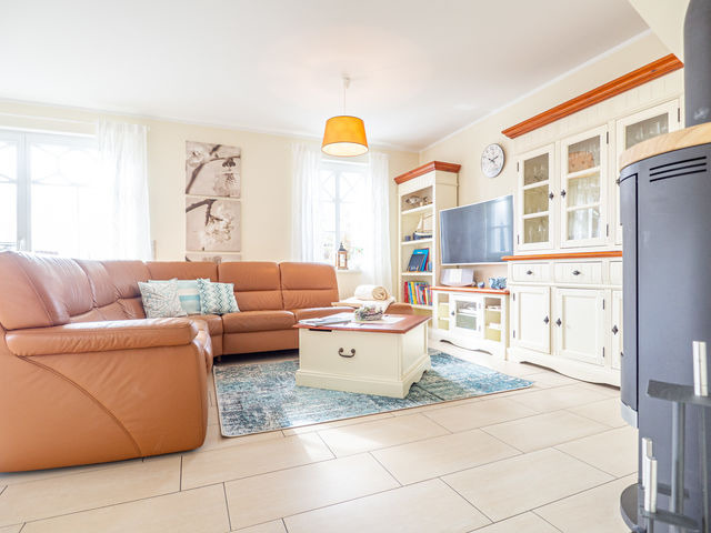 Ferienhaus in Ostseeheilbad Zingst - Ferienhaus Apfelbl&uuml;te - Bild 2