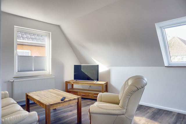 Ferienwohnung in Ostseeheilbad Zingst - Haus Havelland OG rechts - Bild 2