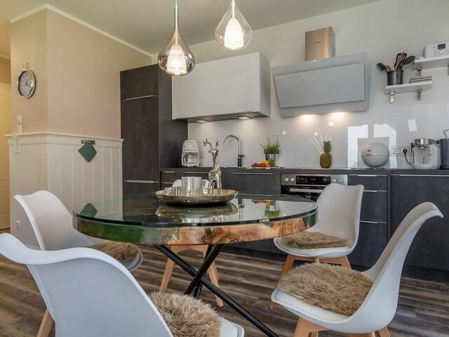 Ferienwohnung in Ostseeheilbad Zingst - Haus Ostseewind - Suite Windb&ouml;e - Ferienanlage Strandwiese - Bild 6