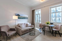 Villa Iduna / Ferienwohnung No. 4 - 1. OG mit Balkon nach Osten