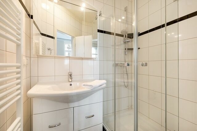 Ferienwohnung in Binz - Villa Iduna / Ferienwohnung No. 4 - 1. OG mit Balkon nach Osten - Bild 9