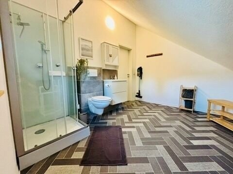 Ferienwohnung in L&uuml;tow - Ostsee Familienwohnung mit 3 Schlafzimmern & Garten - Bild 6