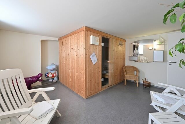 Ferienwohnung in Sellin - Ferienwohnung 12 für 6 Personen strandnah in Sellin auf Rügen Villa Celia WLAN SAUNA - Bild 13