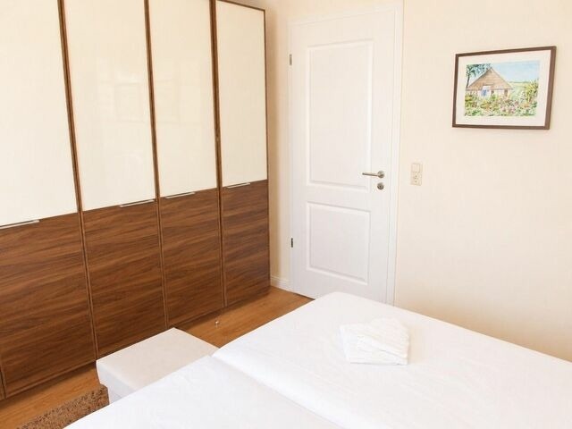 Ferienwohnung in K&uuml;hlungsborn - Villa Strandkuss, Wohnung Strandgl&uuml;ck - Bild 8