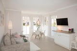 Ferienwohnung in K&uuml;hlungsborn - Ulmenschl&ouml;sschen - 16-01 - Bild 2