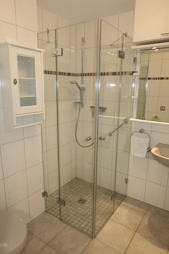 Ferienwohnung in K&uuml;hlungsborn - Parkblick - 01-06 - Bild 8