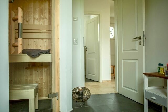 Ferienhaus in Zierow - Reethaus "Buntspecht" - Bild 8