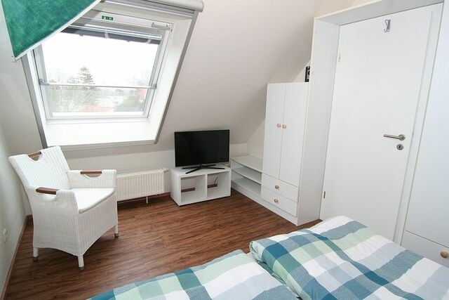 Ferienwohnung in Ostseeheilbad Zingst - Ferienwohnung "Windfl&uuml;chter" Gartenweg 5 - Bild 9
