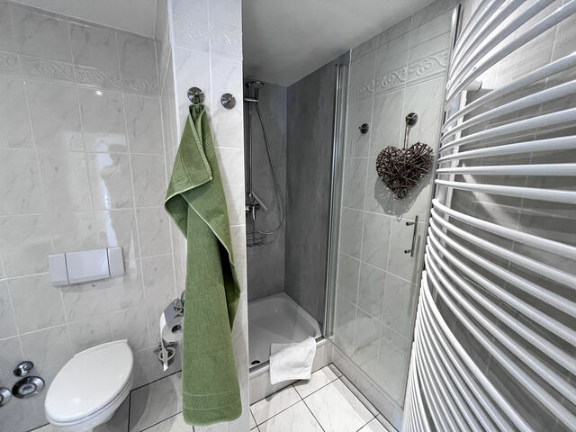 Ferienwohnung in Binz - Haus Jahreszeiten, Whg. 19 Sonnenanbeter - Bild 10