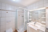 Ferienwohnung in Sellin - Ferienwohnung Margaretha, App. 05 - Bade- & Saunawelt t&auml;glich inklusive - Bild 12