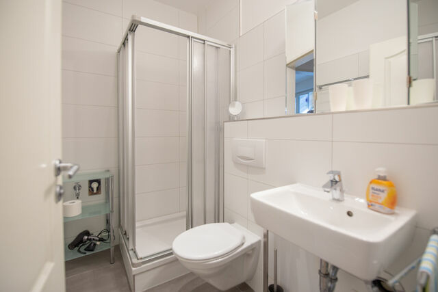 Ferienwohnung in Sellin - Morgensonne - Bade- & Saunawelt t&auml;glich inklusive - Bild 7