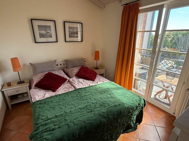 Ferienwohnung in K&uuml;hlungsborn - Waldhaus - 07-23 - Bild 2